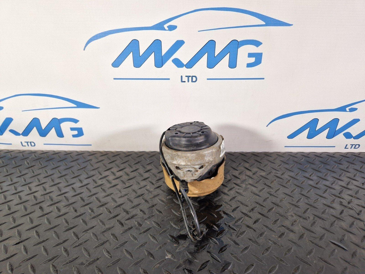 11-19 MERCEDES BENZ ML W166 GENUINE RIGHT ENGINE MOUNT A1662406317
