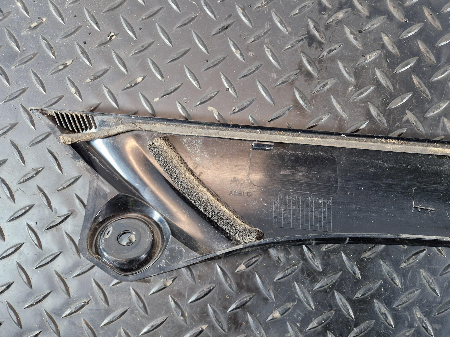 Range Rover Evoque L551 Front Right O/S Exterior Moulding K8D2-025A52-AC