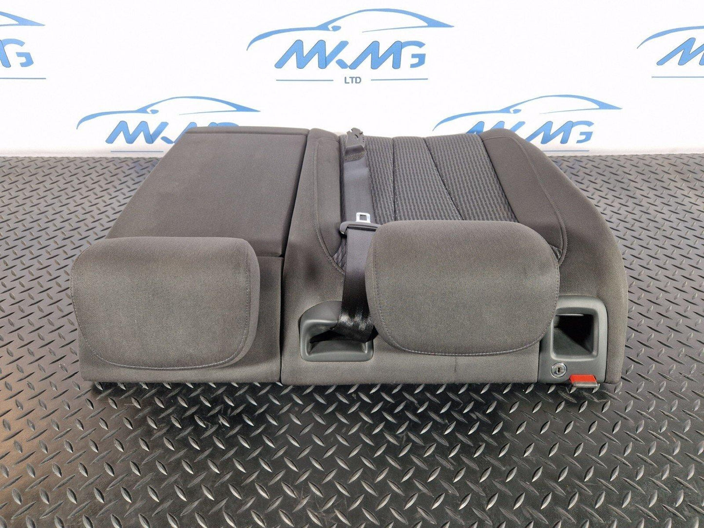 16-19 AUDI A4 B9 REAR RIGHT O/S DRIVER SIDE CLOTH SEAT BACKREST & ARMEST