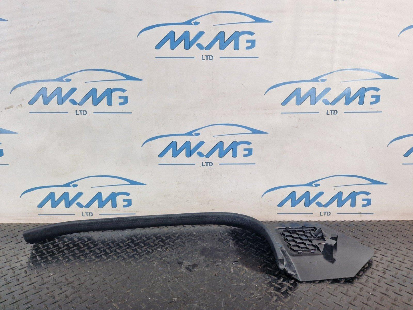 16-22 MERCEDES BENZ X253 OEM LEFT SIDE INNER SILL TRIM COVER A2056860536