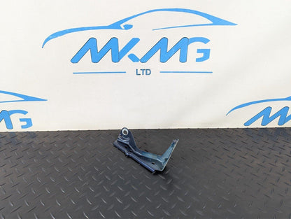 16-22 BMW X1 F48 GENUINE FRONT LEFT PASSENGER SIDE WING BRACKET MOUNT 7392803