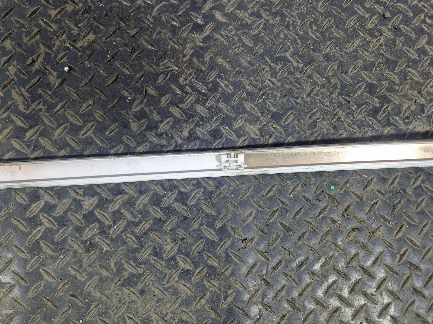 BMW 1 Series F20 F21 Front Left Side Upper Roof Rail Trim Genuine 7240685