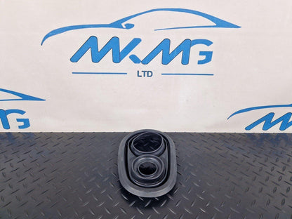 19-ON MERCEDES BENZ B CLASS W247 GENUINE FUEL TANK FILLER SEAL CAP A2474711000