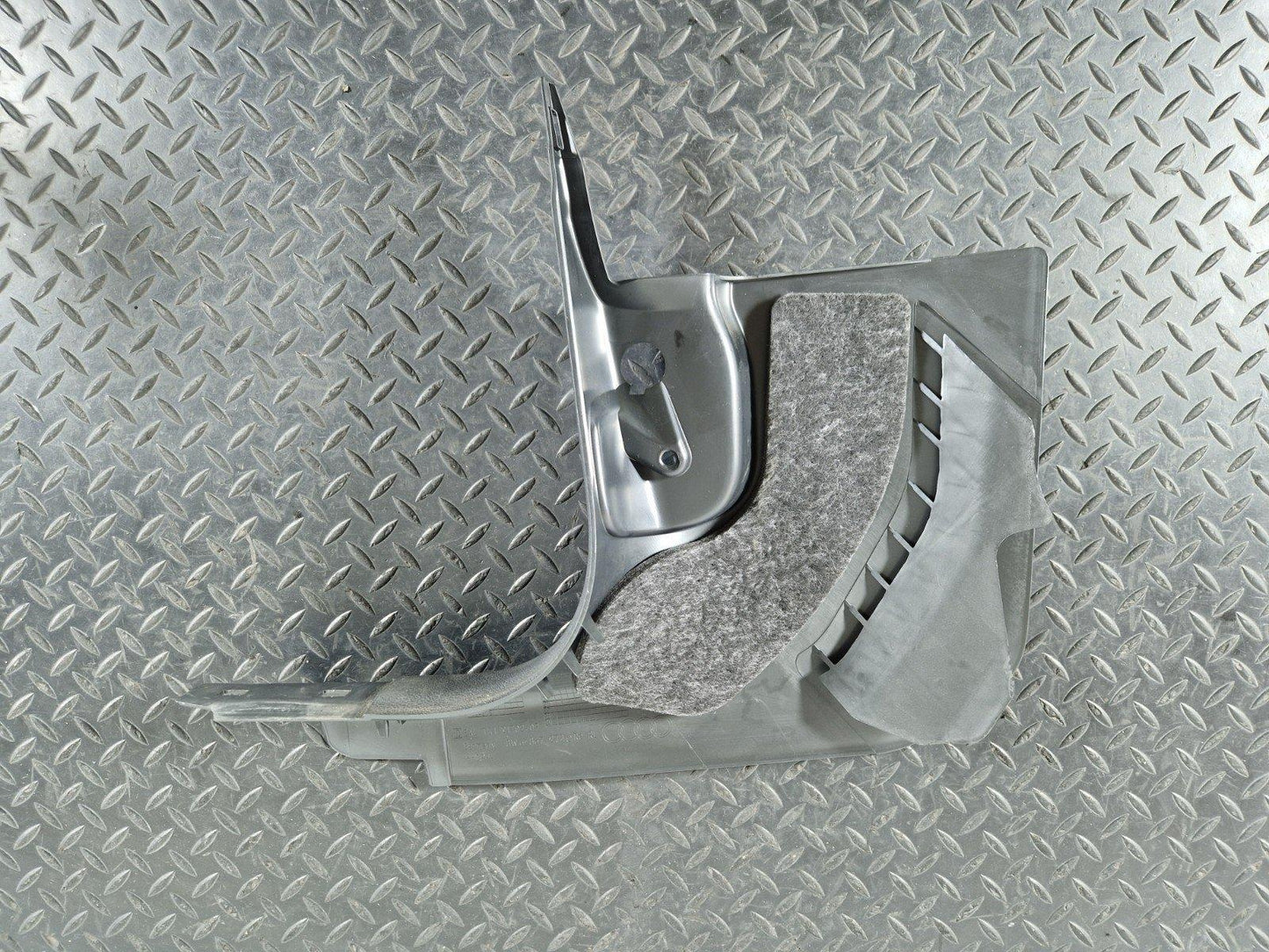 17-24 AUDI S5 F5 COUPE GENUINE O/S/F FRONT RIGHT KICK TRIM PANEL 8W6867272