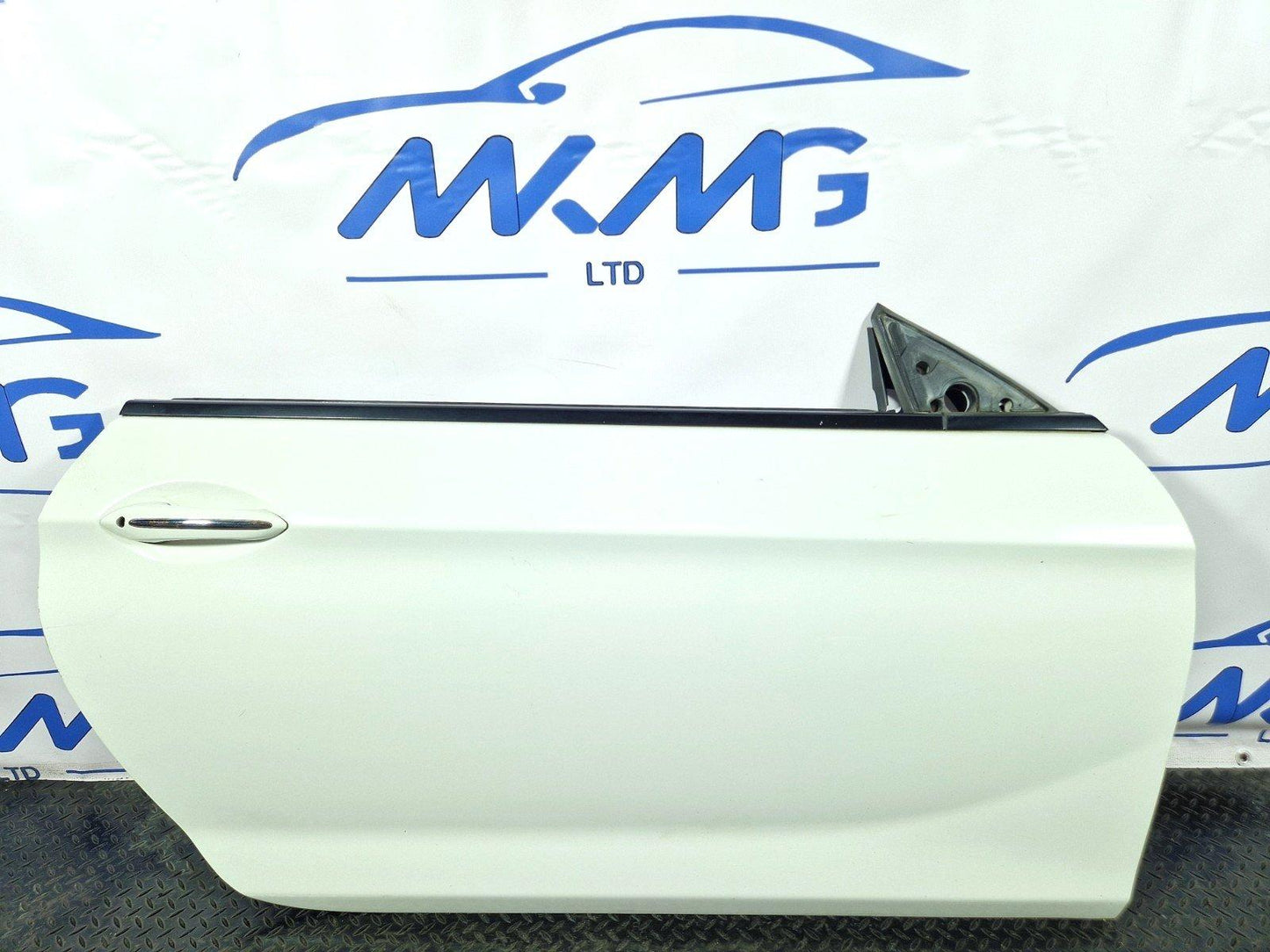 11-18 BMW 6 SERIES F13 COUPE RIGHT DRIVER O/S COMPLETE DOOR IN WHITE 300