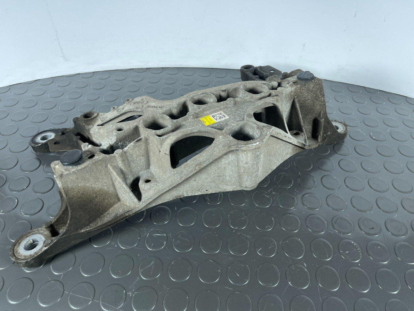16-19 AUDI A4 B9 GENUINE 1.4 TFSI MANUAL GEARBOX MOUNT BRACKET 8W0399262AD