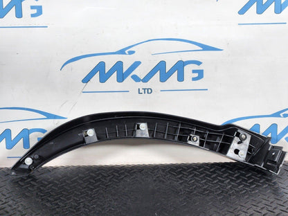 19-ON RANGE ROVER EVOQUE L551 REAR WHEEL ARCH TRIM RH K8D228370AD