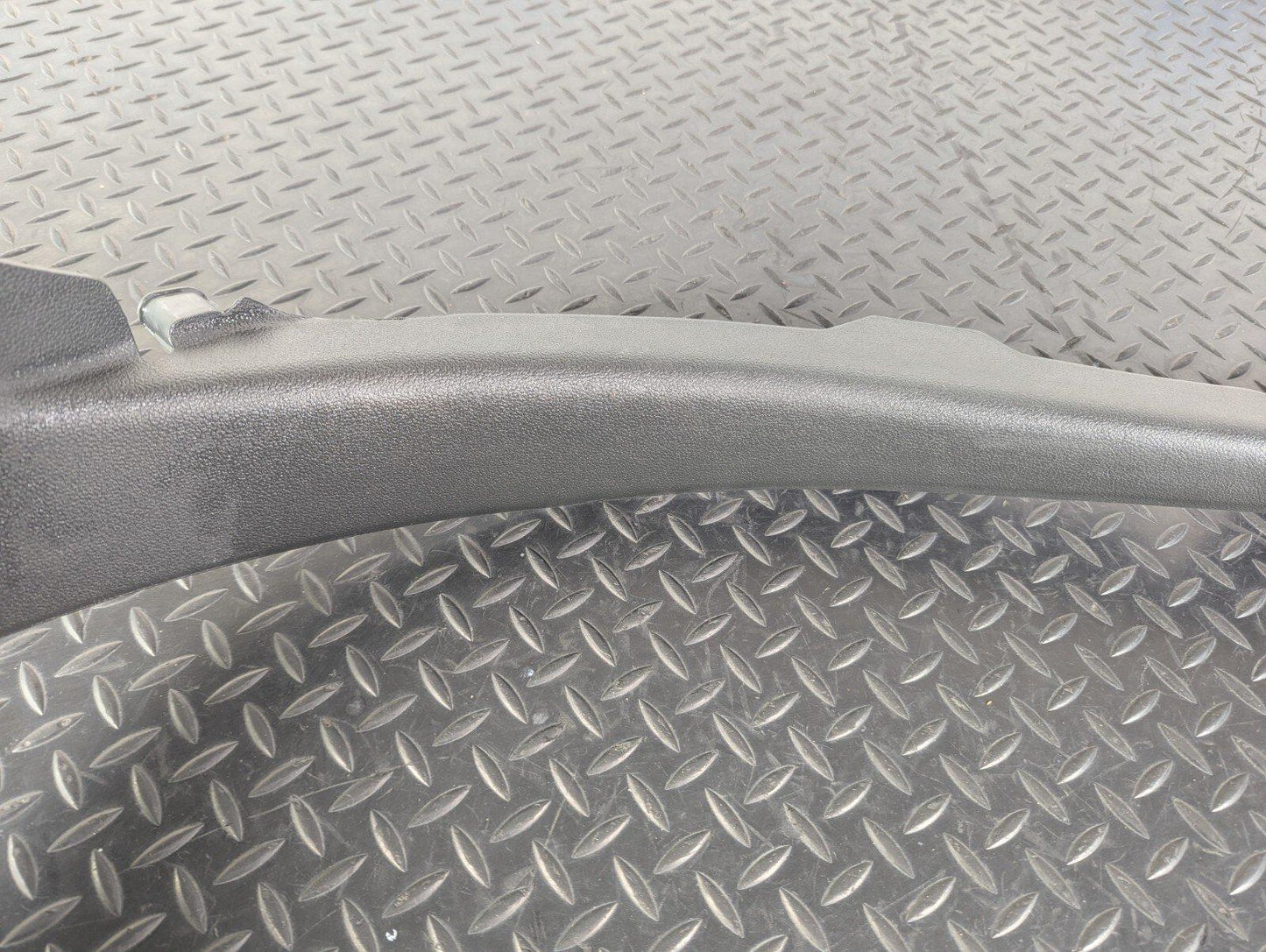 12-18 AUDI A6 C7 GENUINE REAR LEFT LOWER C PILLAR TRIM BLACK 4G0867767A