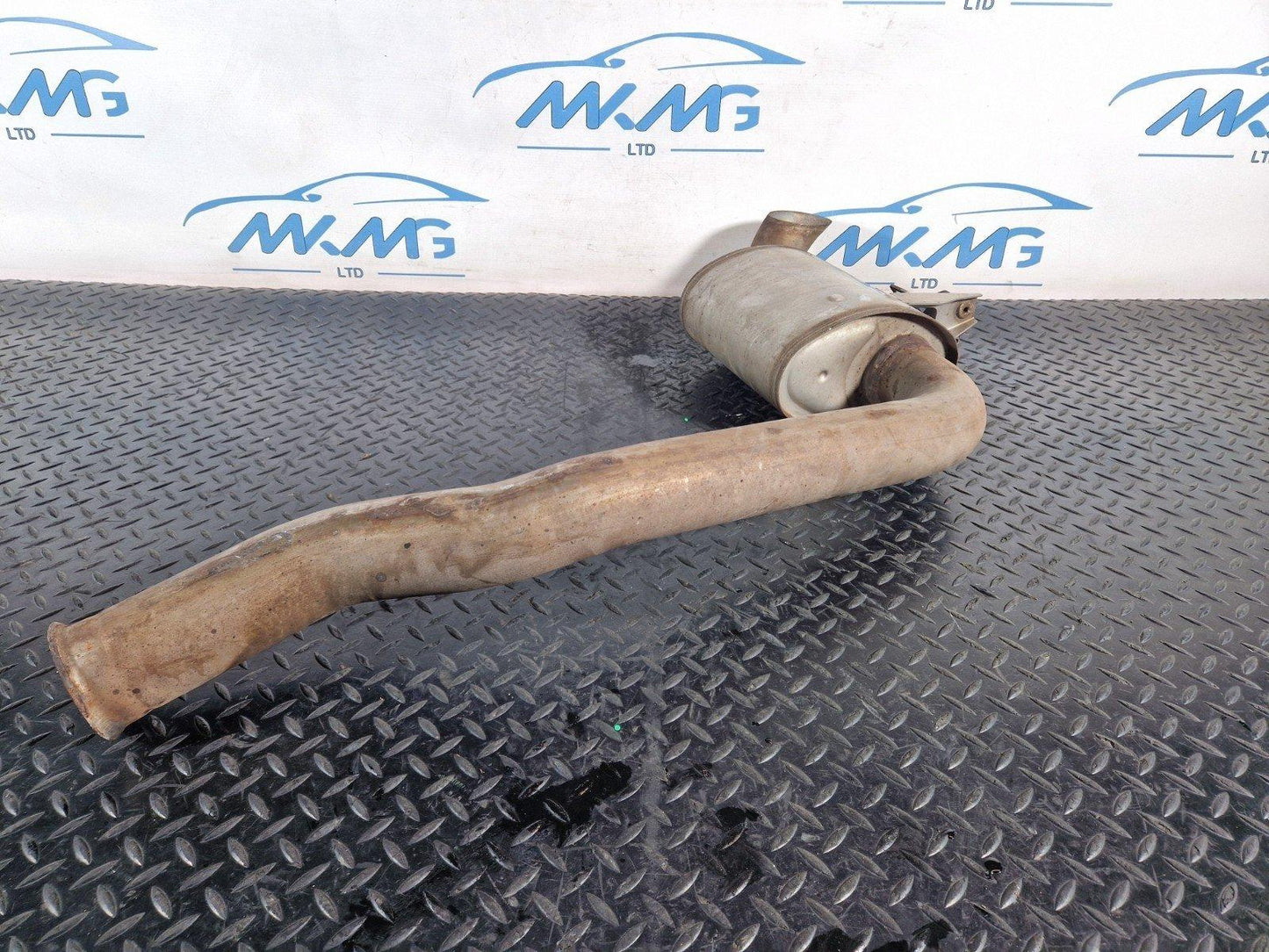16-22 MERCEDES BENZ GLC X253 GENUINE REAR EXHAUST BOX A2134907400