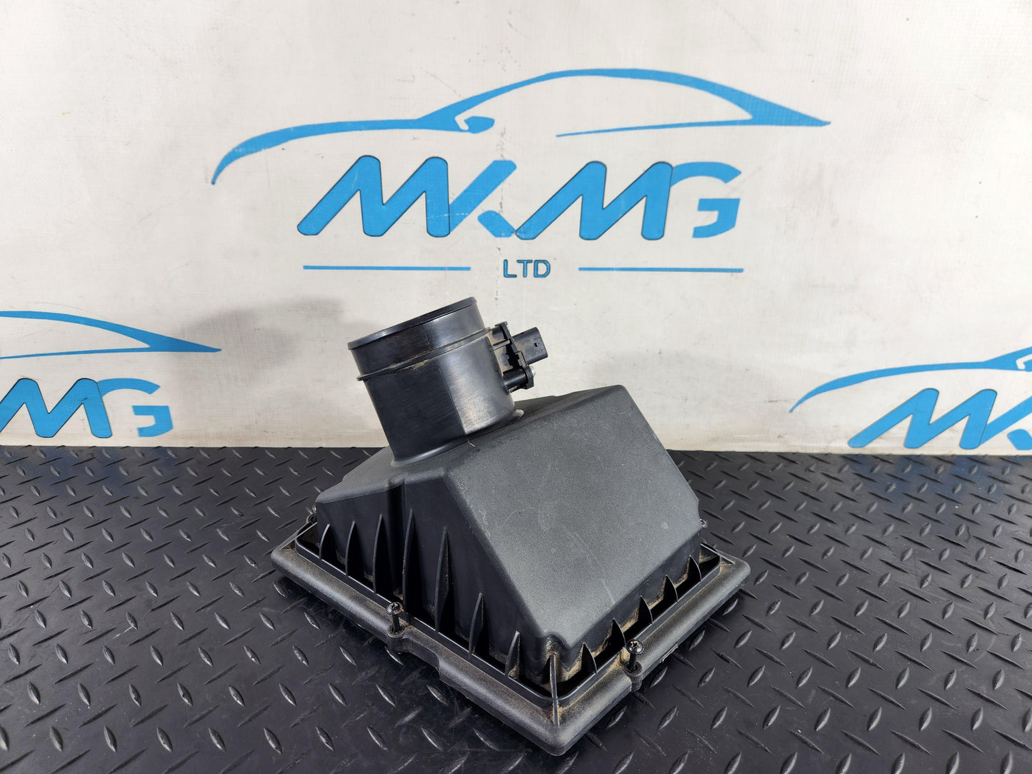 Land Rover Range Rover Evoque SUV Air Filter Box HJ32-9H736-AA HJ32-9H708-AB