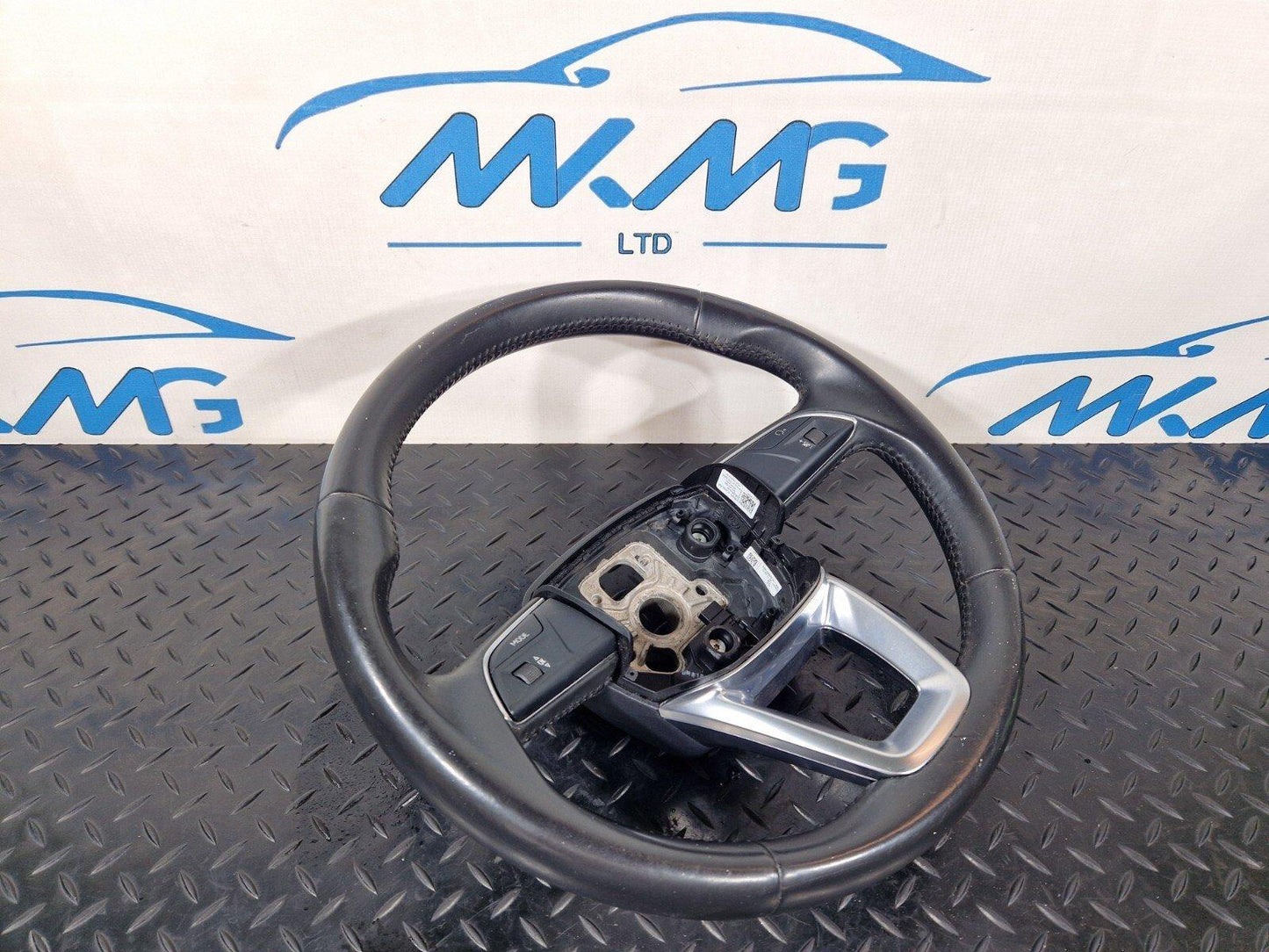 16-19 AUDI A4 B9 GENUINE MULTIFUNCTIONAL LEATHER STEERING WHEEL 8W0419091AS
