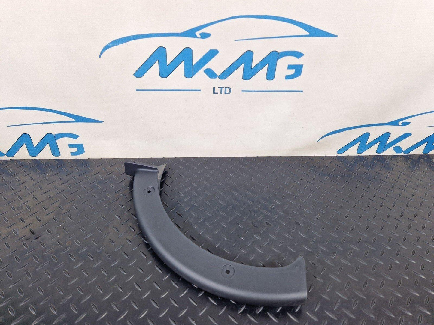 16-19 AUDI A4 B9 S-LINE GENUINE REAR LEFT BOOT LID HINGE COVER 8W5971821