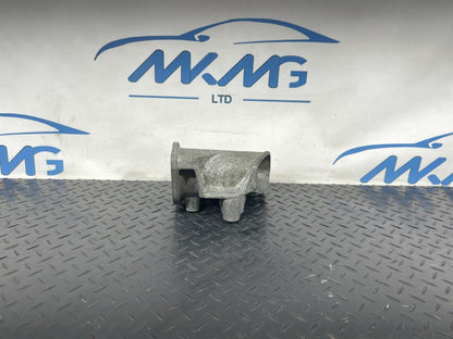 18-ON MERCEDES BENZ A CLASS W177 ENGINE BEARING BRACKET SUPPORT A6542200031