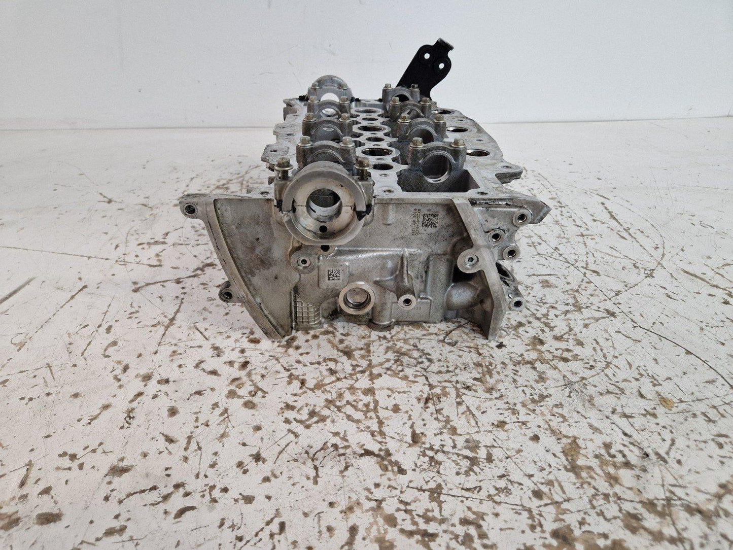 17-ON LAND ROVER DISCOVERY L462 3.0 DIESEL CYLINDER HEAD 9X2Q6049DC PM9X2Q6090DA