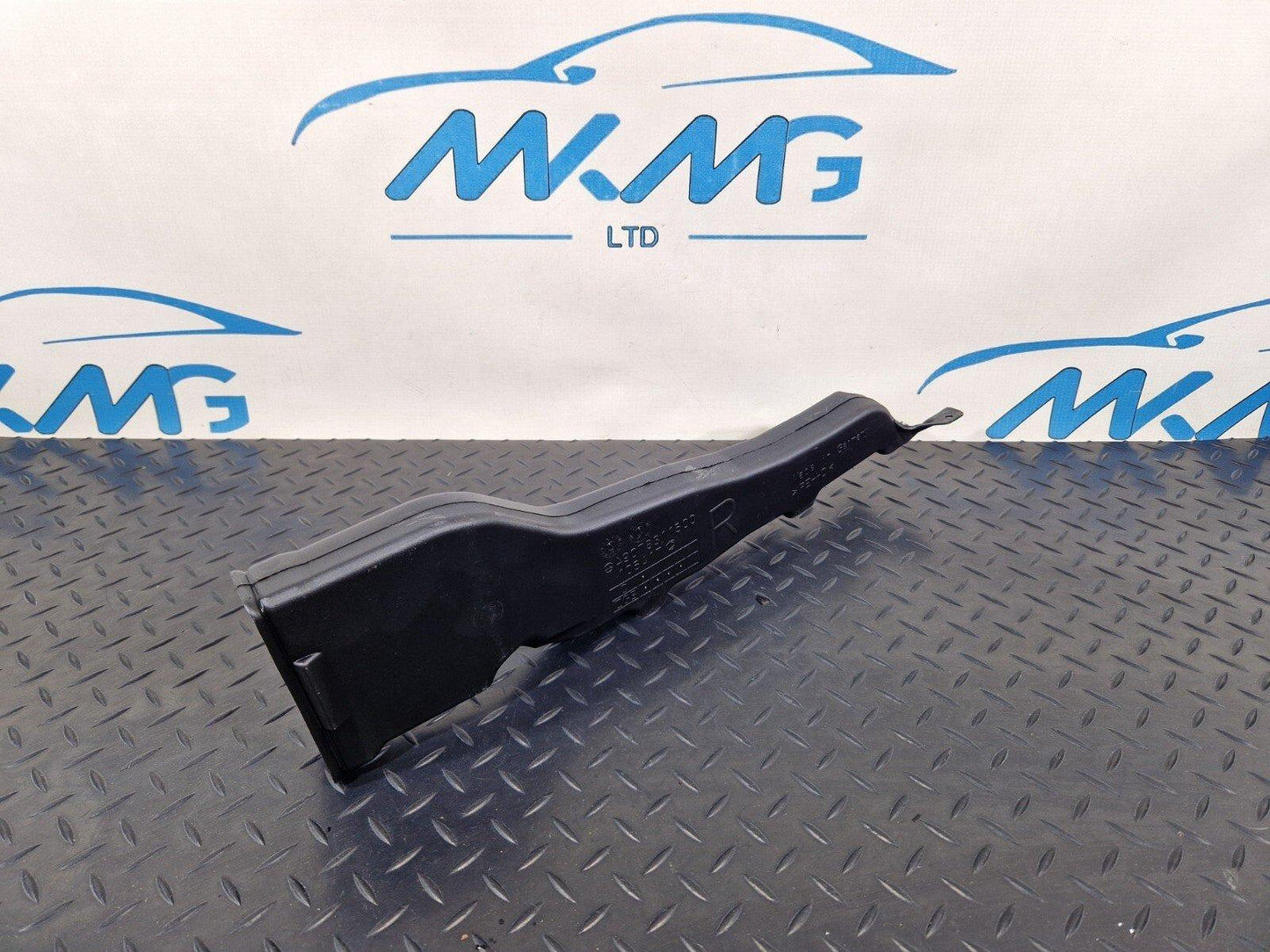 18-ON MERCEDES SPRINTER W907 W910 RIGHT SIDE FOOTWELL AIR VENT DUCT A9078311500