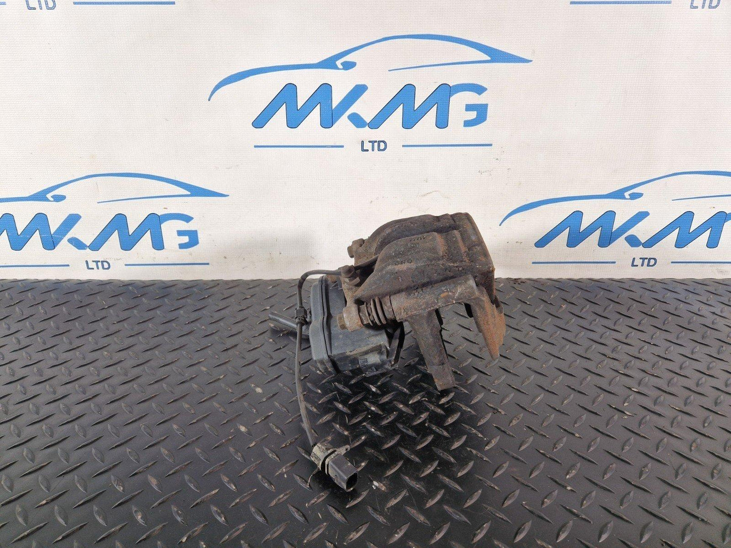 16-20 AUDI Q7 4M GENUINE REAR RIGHT O/S SIDE ELECTRIC BRAKE CALIPER 4M0615406AR