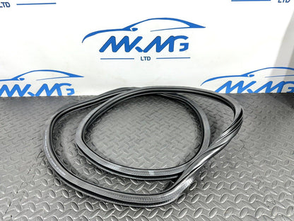 16-19 AUDI A4 B9 AVANT GENUINE REAR RIGHT SIDE DOOR SEAL 8W9833721