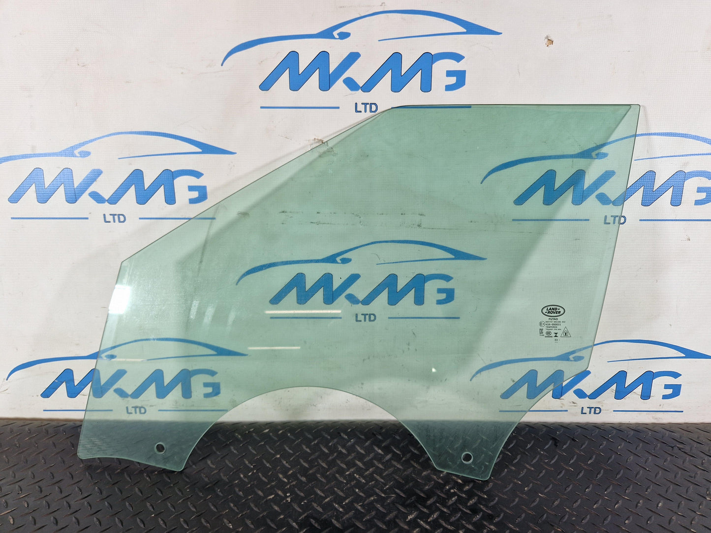 Land Rover Range Rover Evoque L551 Front Left Door Window Glass K8D221411AD
