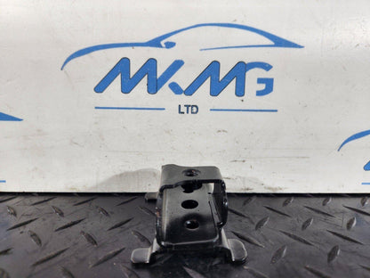 16-19 AUDI A4 B9 GENUINE MOUNTING BRACKET FOR TIE-DOWN EYE 8W9813985