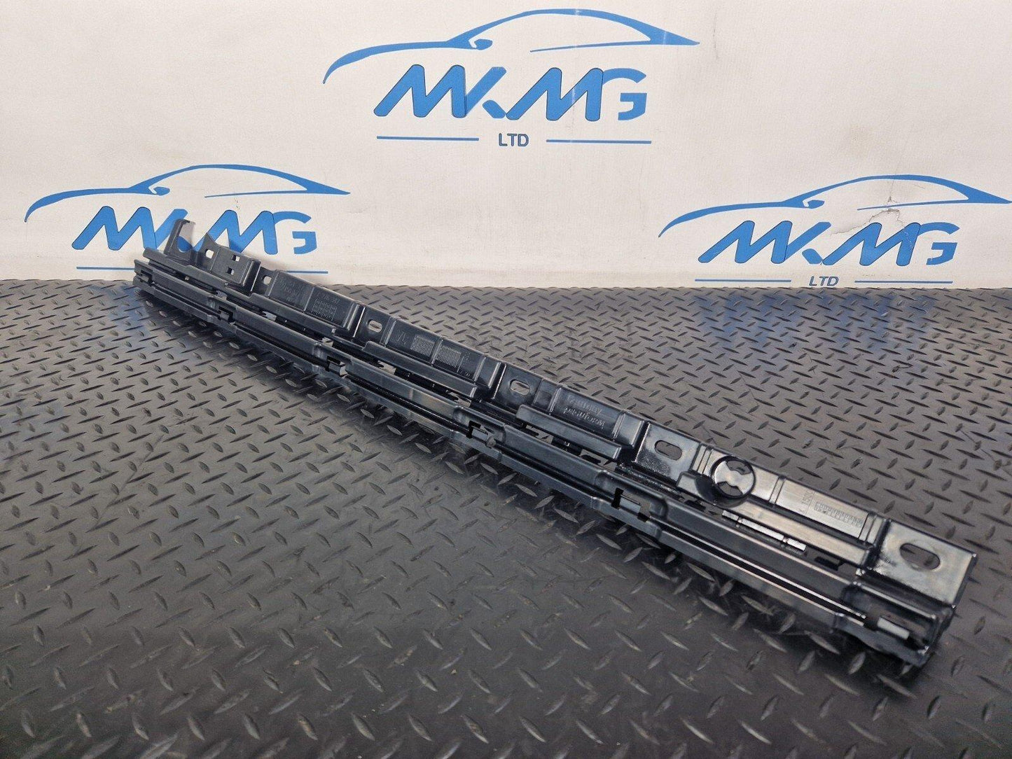 11-18 BMW 6 SERIES F06 SIDESKIRT BRACKET FRONT LEFT PASSENGER SIDE 7276347