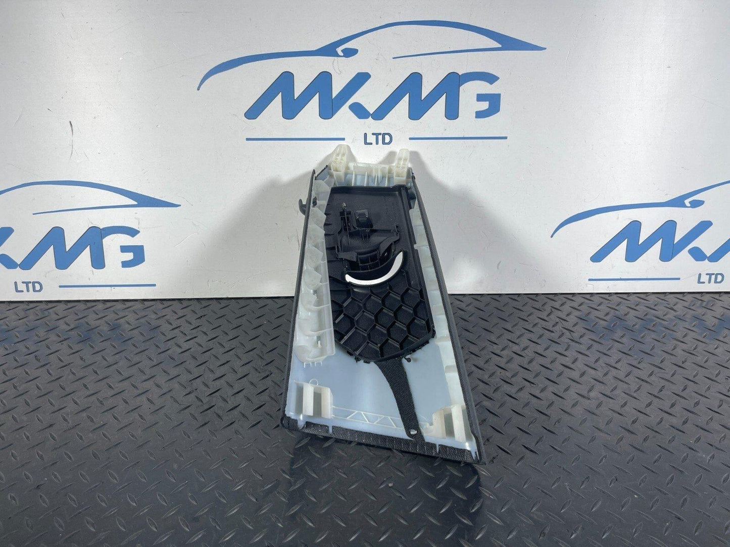 16-23 AUDI A5 F5 SPORTBACK S-LINE RIGHT SIDE B PILLAR TRIM 8W8867244