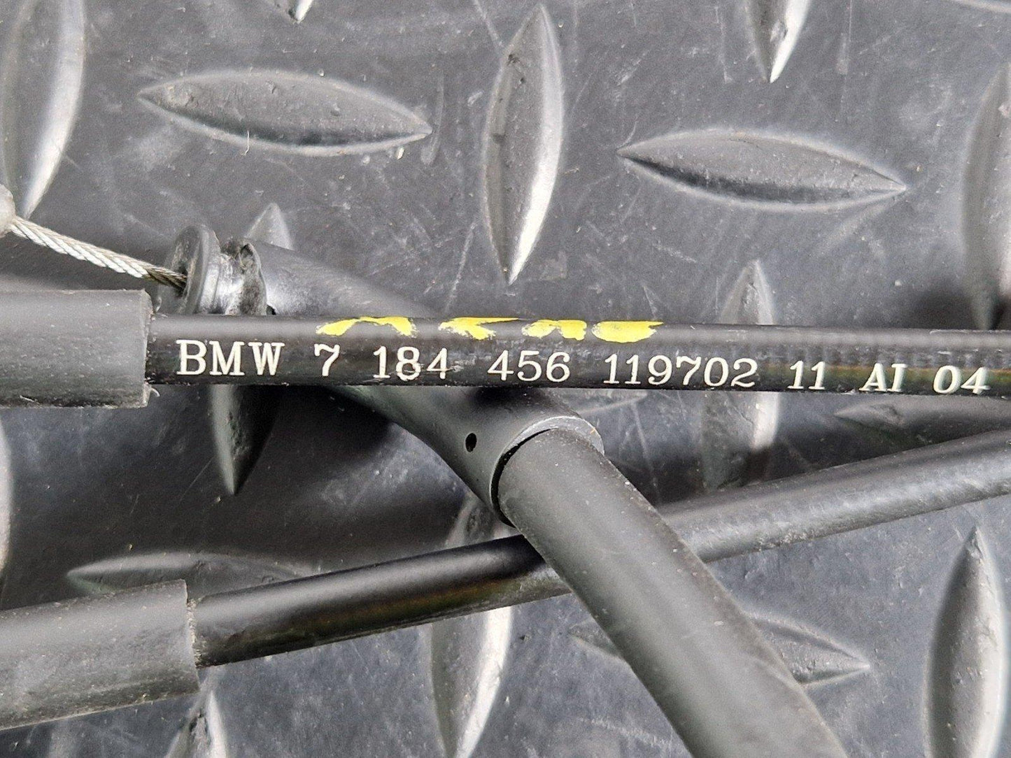 10-13 BMW X5 E70 LCI GENUINE BOWDEN CABLE HOOD MECHANISM 7184456