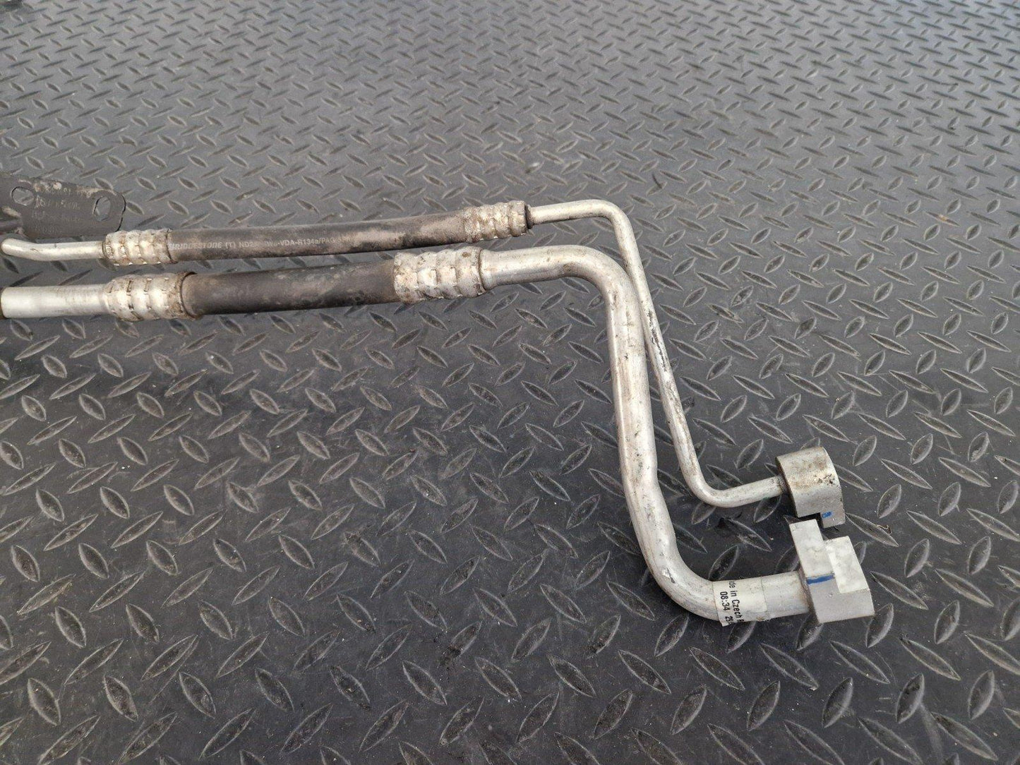 16-20 AUDI Q7 4M GENUINE A/C HOSE PIPE 4M0820769E