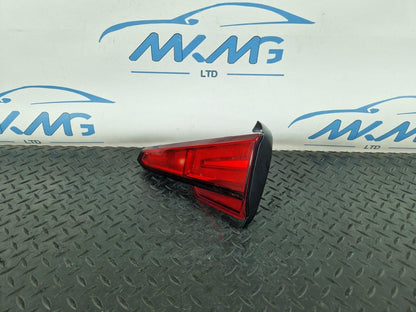 16-19 AUDI A4 B9 GENUINE REAR RIGHT O/S/R INNER TAILGATE LIGHT 8W5945076A