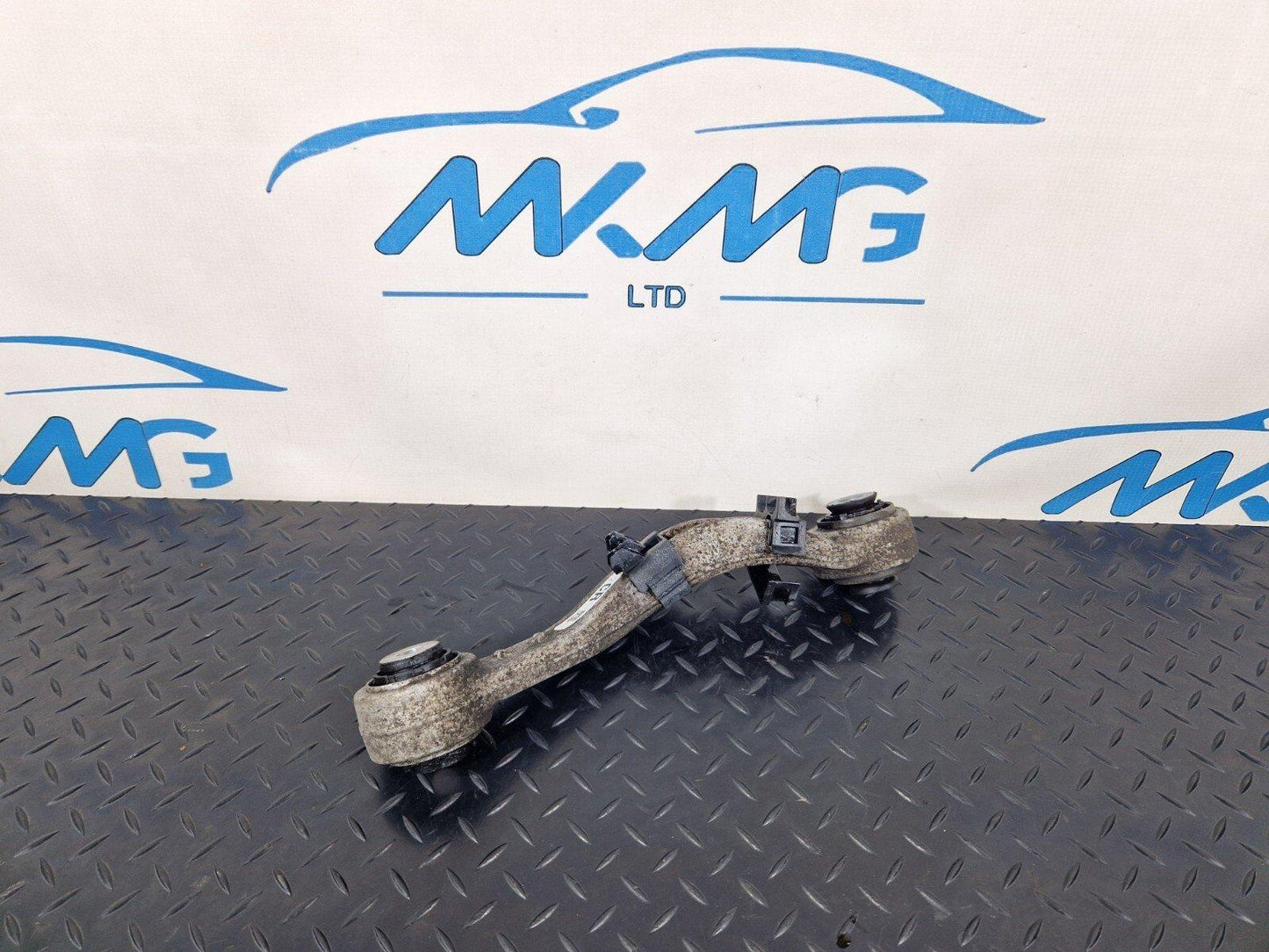 11-18 BMW 6 SERIES F06 GENUINE RIGHT O/S CONTROL ARM WISHBONE OEM 608216