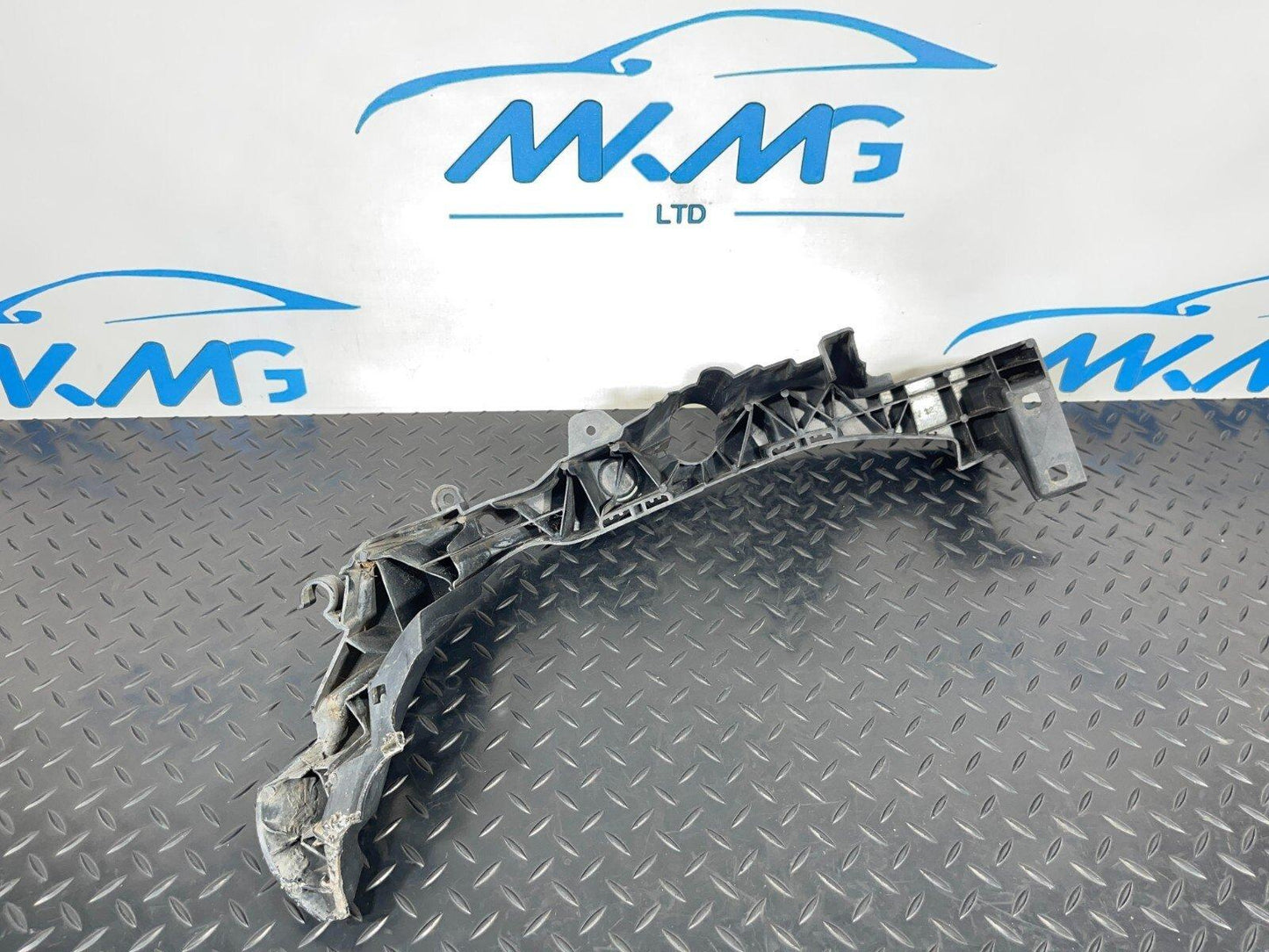 BMW 3 Series E92 E93 LCI Headlight Bracket Support Arm Mount Right O/S 7227926