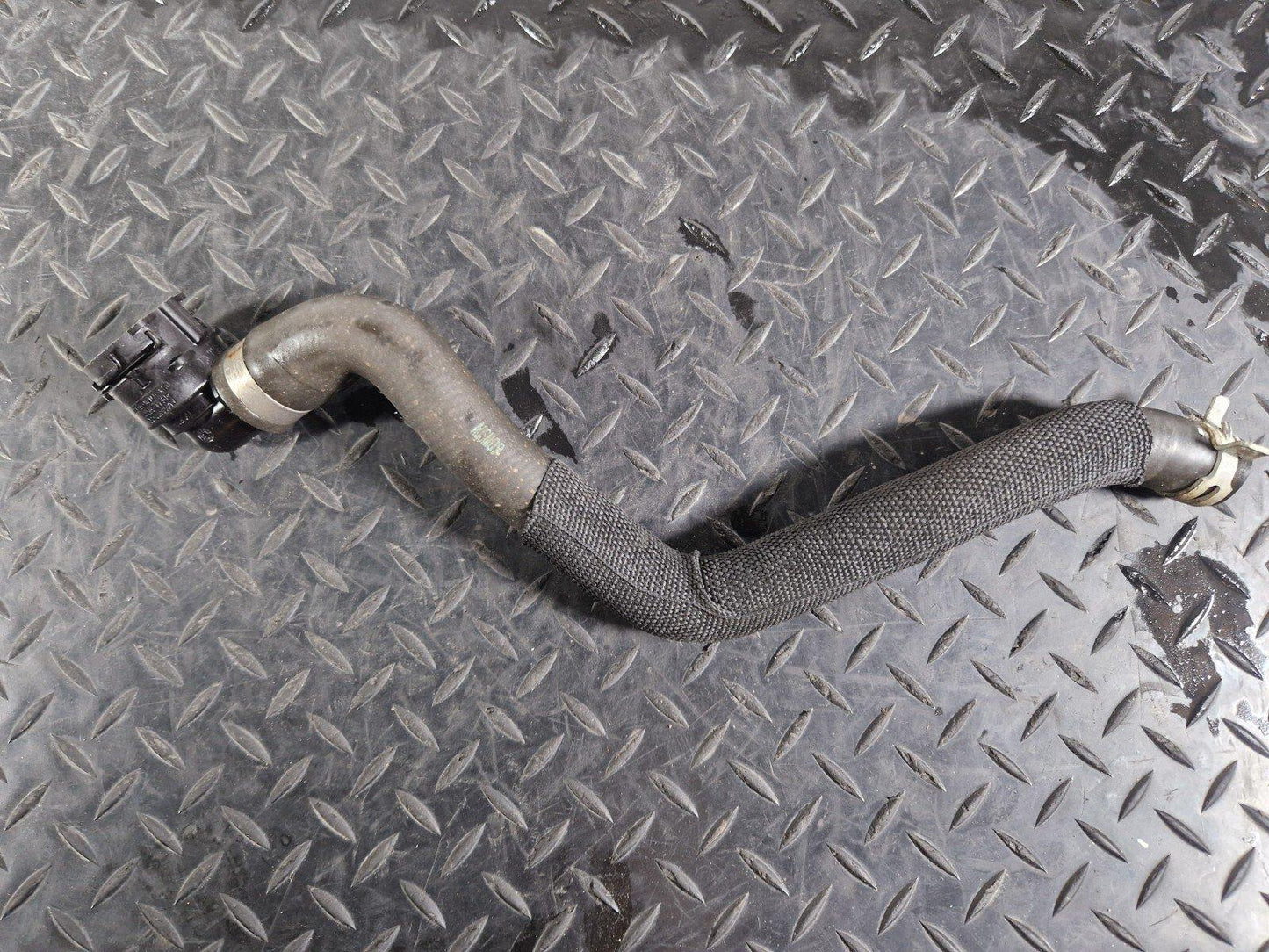 19-ON MERCEDES BENZ CLA C118 WATER COOLANT PIPE HOSE A1775012402
