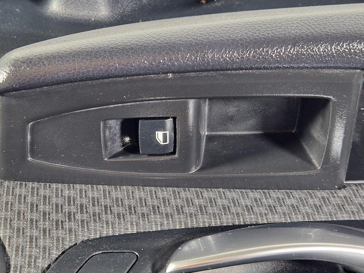 14-21 BMW 2 SERIES GRAN TOURER F45 F46 GENUINE FRONT LEFT NSF DOOR CARD PANEL