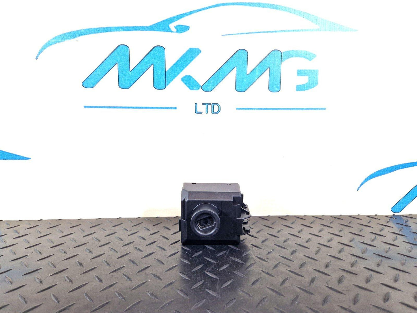 13-19 MERCEDES BENZ CLA C117 AMG OEM IGNITION SWITCH LOCK MODULE A2469055801