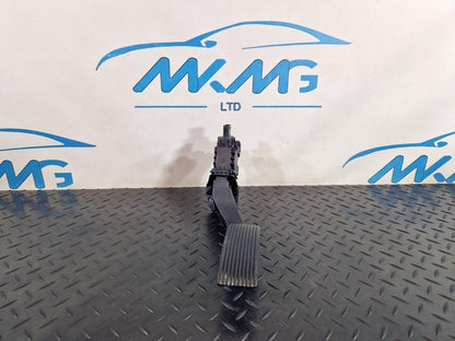 18-ON MERCEDES BENZ A CLASS W177 GENUINE ACCELERATOR THROTTLE PEDAL A1773002000
