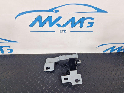19-ON MERCEDES BENZ CLA C118 WATER COOLER VALVE BRACKET A1775043700