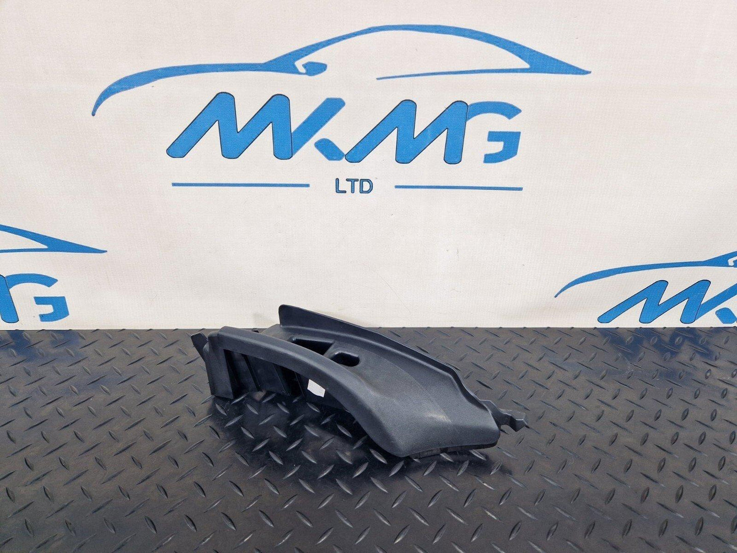 16-23 AUDI S5 COUPE GENUINE REAR LEFT SEATBELT GUIDE TRIM COVER 8W6857791
