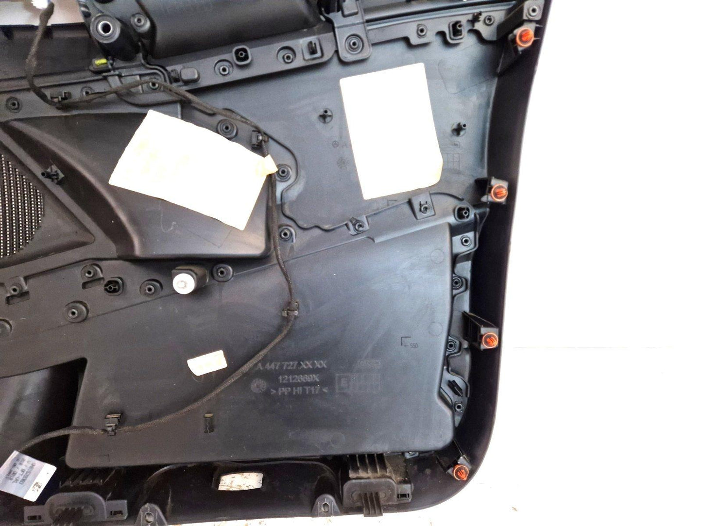 14-23 MERCEDES VITO W447 GENUINE FRONT LEFT DOOR PANEL LHD A4477271778
