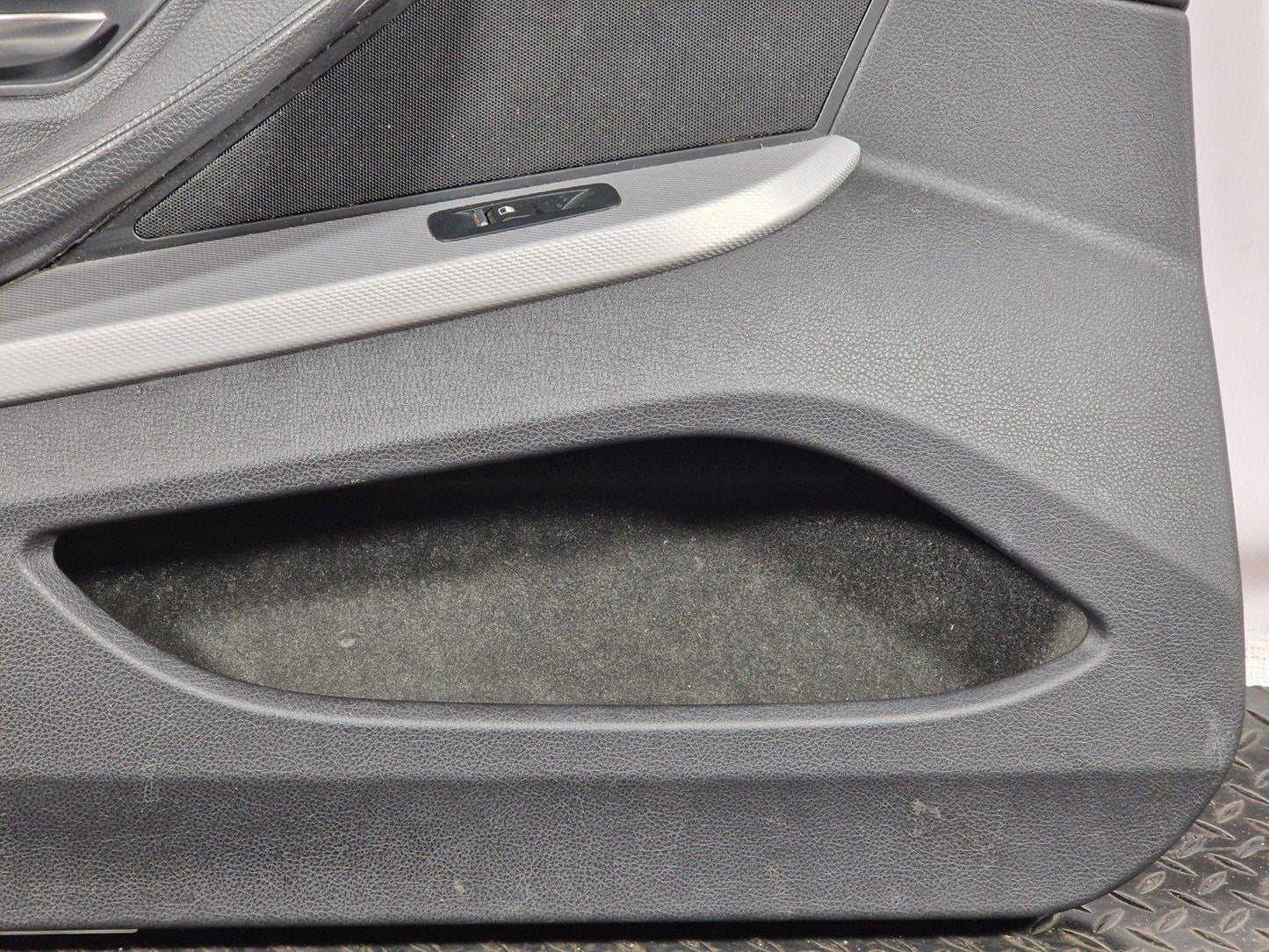11-18 BMW 6 SERIES F13 COUPE GENUINE LEFT N/S BLACK LEATHER DOOR CARD PANEL