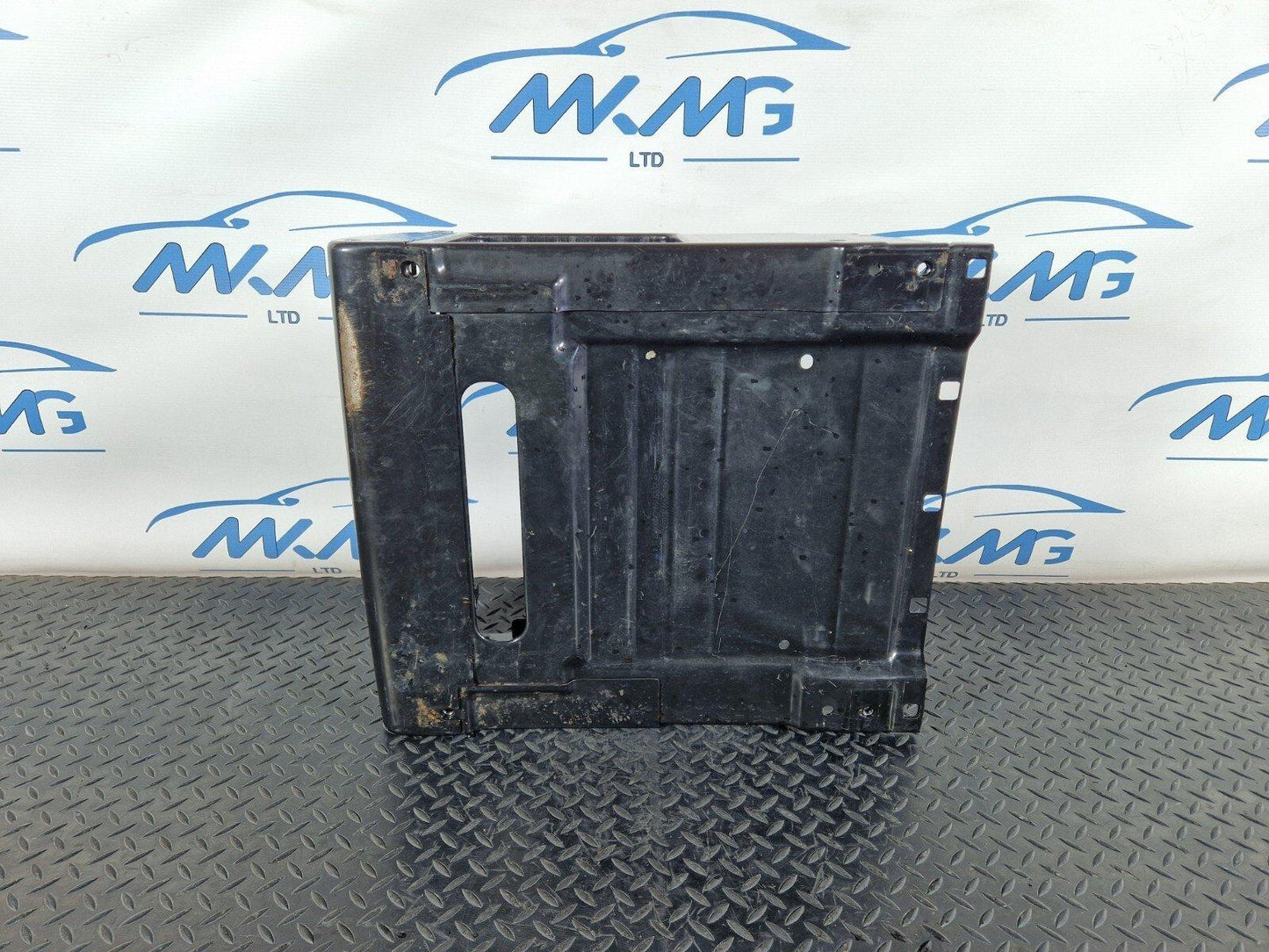 14-23 MERCEDES BENZ VITO W447 OEM RIGHT SEAT BASE CONSOLE A4479104800