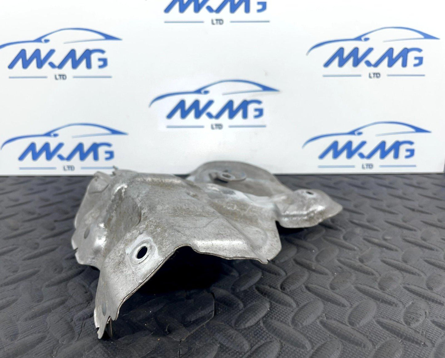 16-19 AUDI A4 B9 1.4 TFSI CVNA PETROL ENGINE TURBO HEATSHIELD 04E253041L
