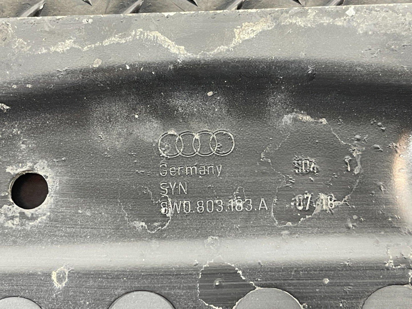16-19 AUDI A4 B9 MUFFLER MOUNT BRACKET PLATE 8W0803183A