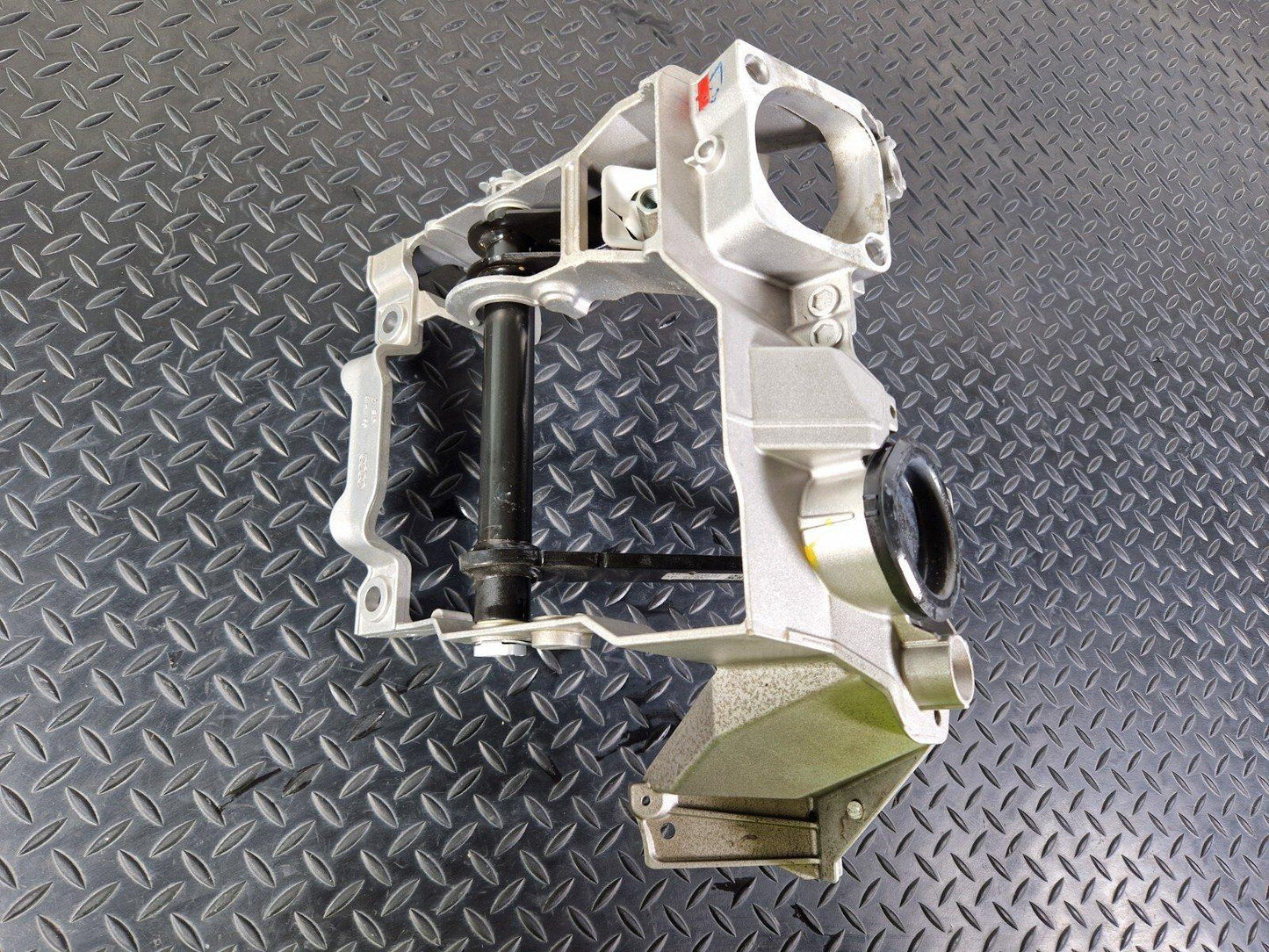 16-19 AUDI A4 B9 BRAKE PEDAL ASSEMBLY BRACKET MOUNT 8W2723117