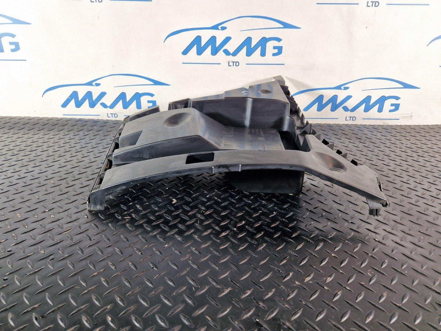 11-18 BMW 6 SERIES F13 GENUINE BUMPER BRACKET PASSENGER LEFT 8050385