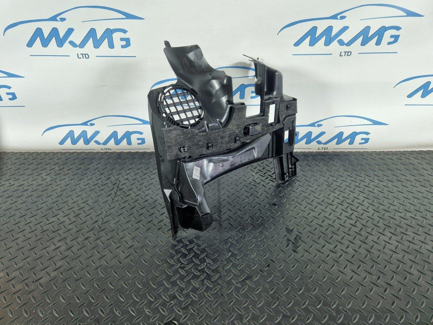 14-21 MERCEDES BENZ C300h W205 OEM DRIVER SIDE LOWER DASH TRIM COVER A2056801004