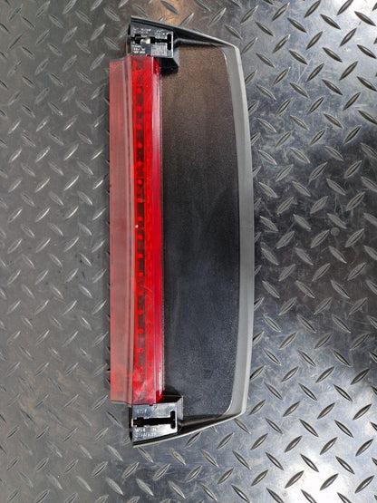 16-19 AUDI A4 B9 GENUINE OEM THIRD 3RD BRAKE LIGHT MIDDLE CENTRE TOP 8W5945097