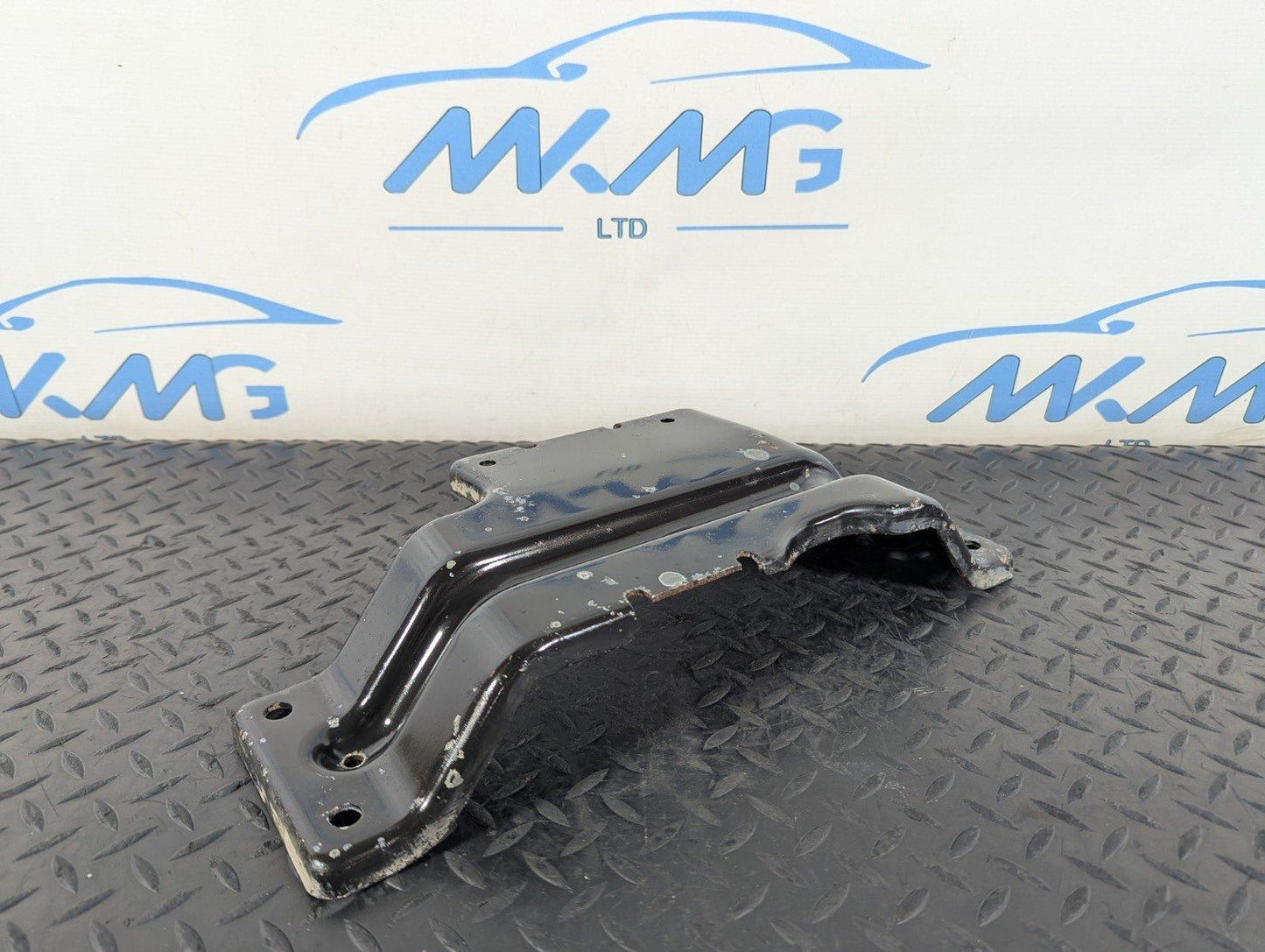 14-19 LAND ROVER L550 DISCOVERY SPORT OEM DRIVESHAFT SUPPORT BRACKET GJ324A266AB