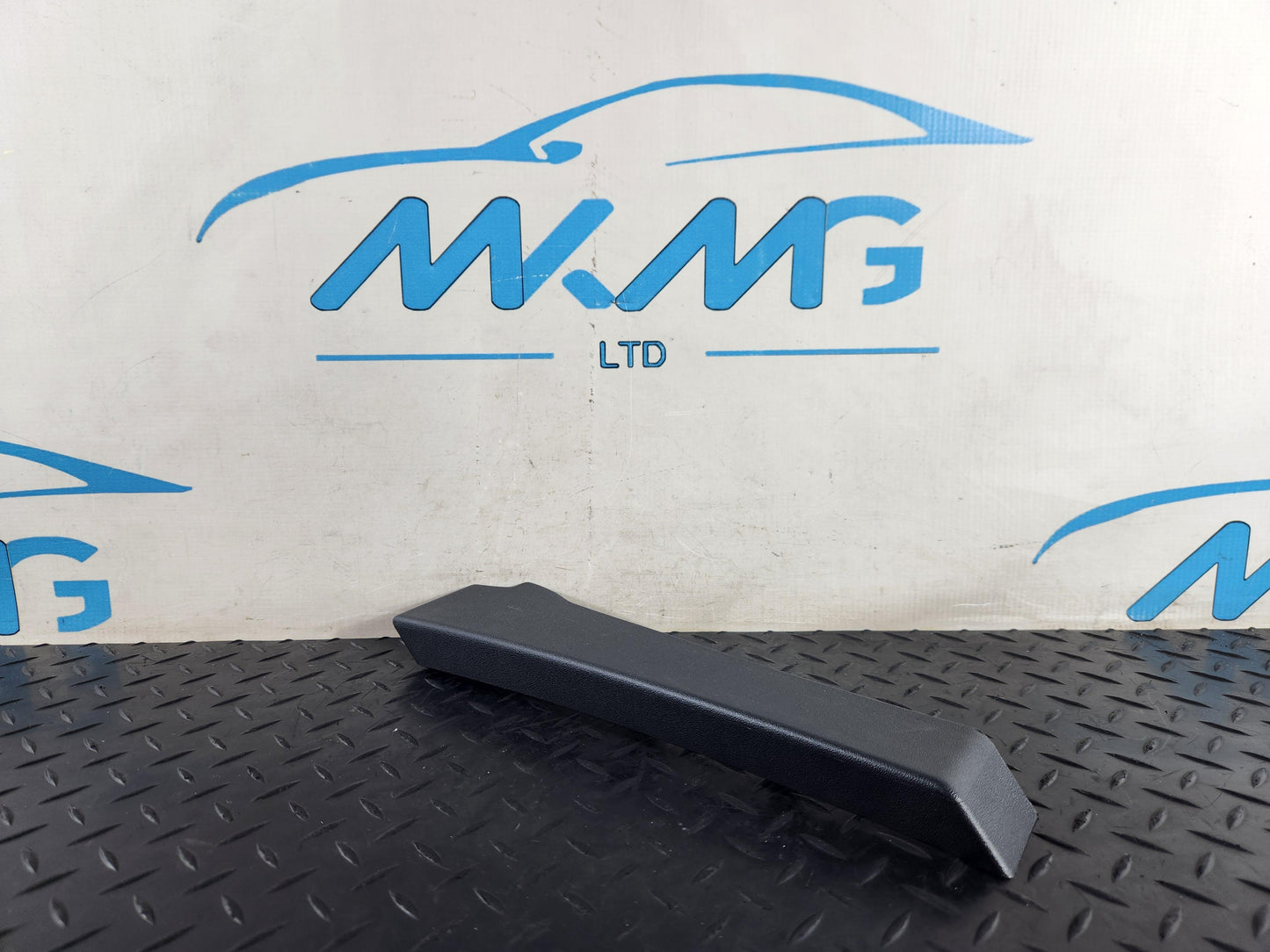 Land Rover Range Rover Evoque L551 SUV Left Side Dashboard Trim R8D2043C27A