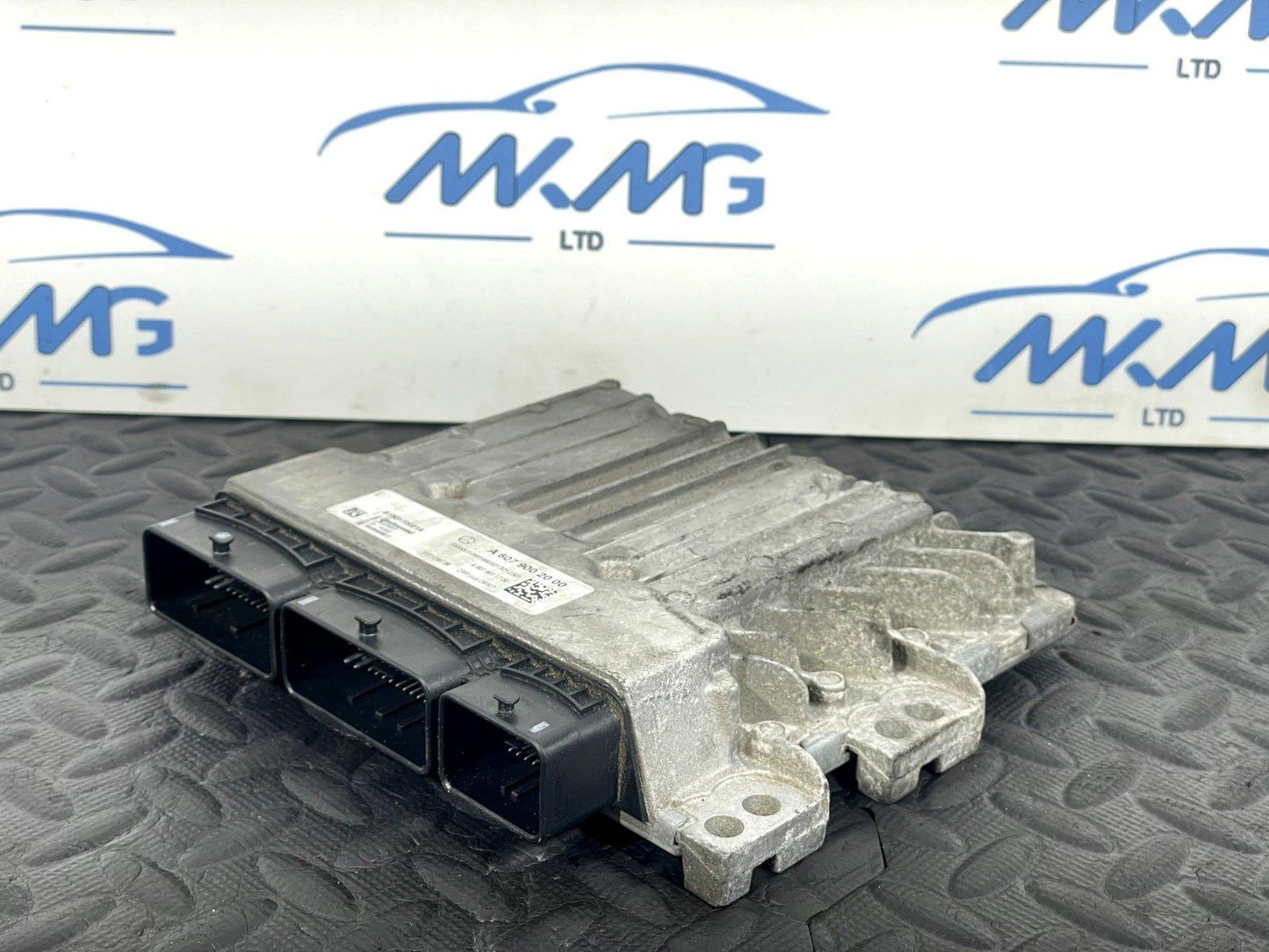 12-18 MERCEDES A-CLASS W176 GENUINE ENGINE ECU 1.5 CDI OM607 A6079002000