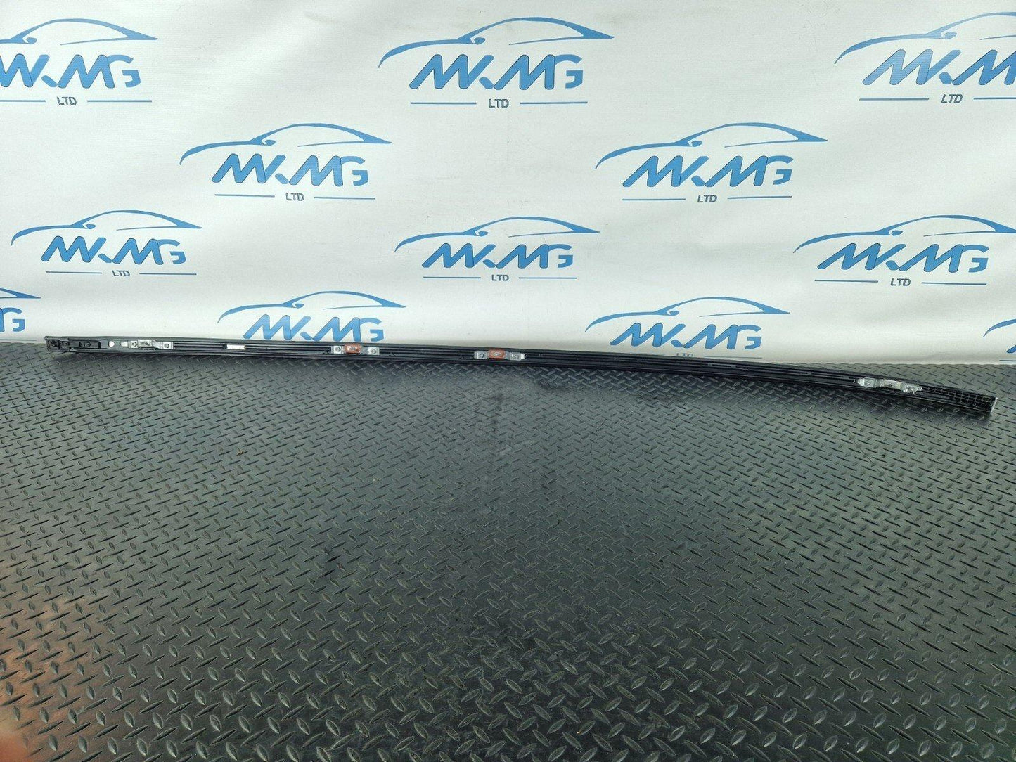 14-21 MERCEDES BENZ W205 OEM N/S PASSENGER SIDE LEFT ROOF RAIL RACK A2058900593