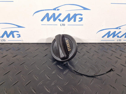 19-ON MERCEDES BENZ CLA C118 HYBRID FUEL TANK FILLER CAP A0004700900